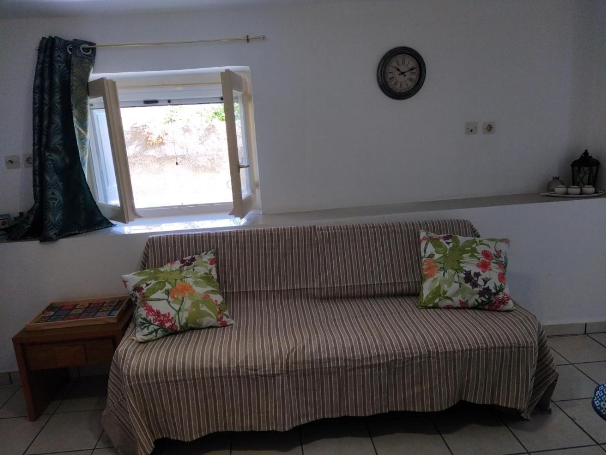 Artemis Ermoupoli Centre Appartement Pour Petit Budget Backpackers Eksteriør billede
