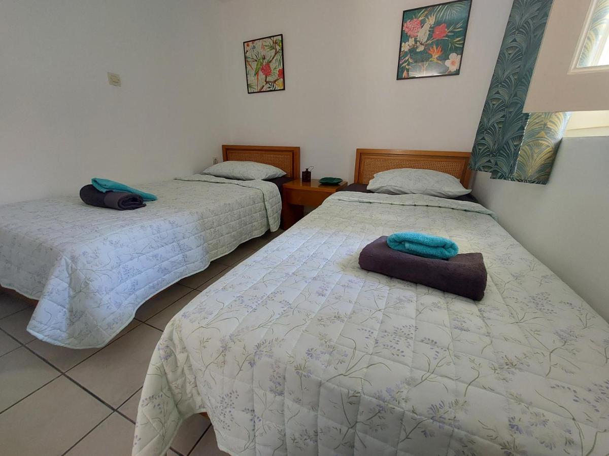 Artemis Ermoupoli Centre Appartement Pour Petit Budget Backpackers Eksteriør billede